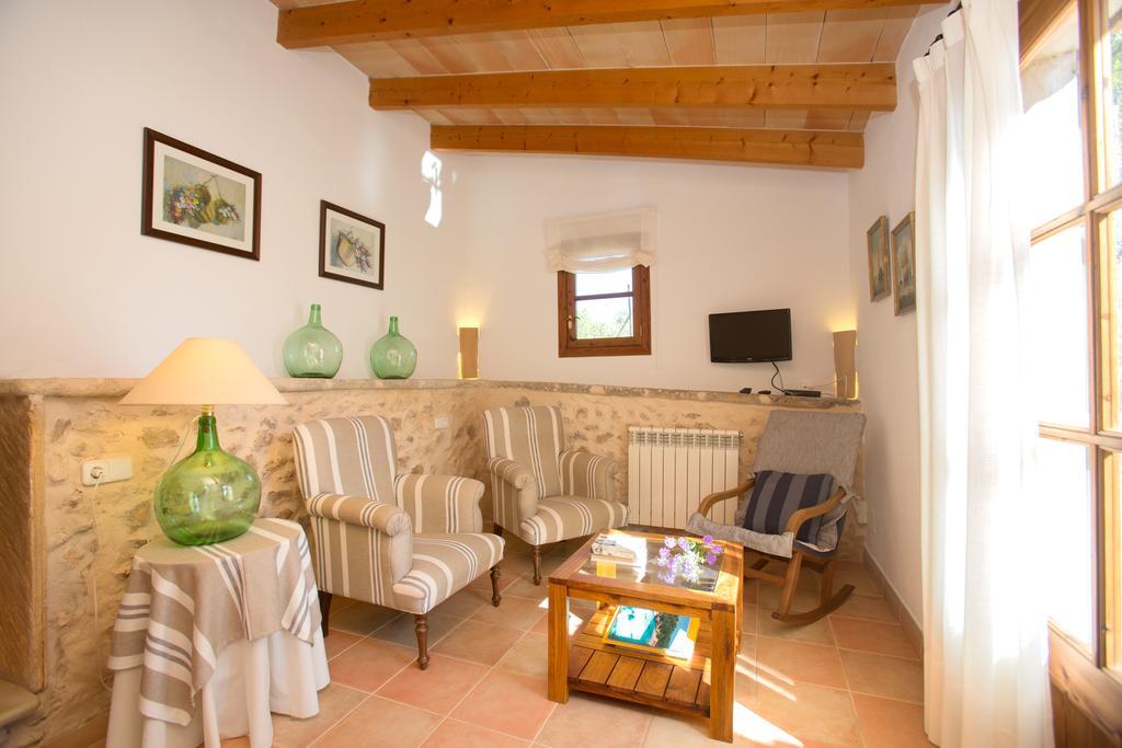 Agroturismo Es Pla De Llodra Manacor  Ruang foto