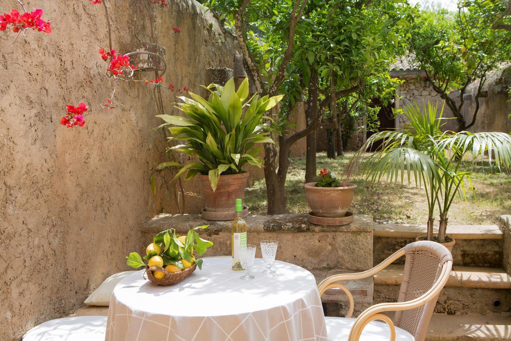 Agroturismo Es Pla De Llodra Manacor  Bagian luar foto